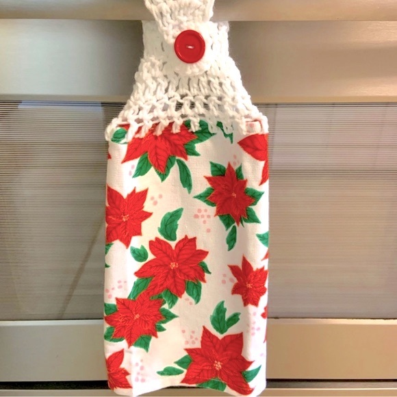HAND CRAFTED Christmas Crocheted Top Hanging Kitchen or Bathroom Hand Towels - Picture 11 of 11